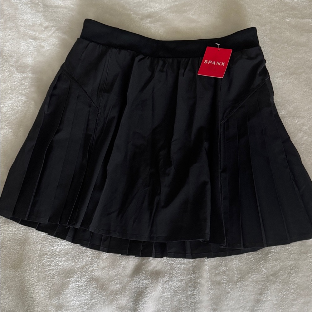 NWT Spanx Pleated Athletic Skort